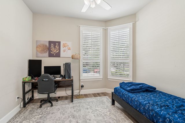 329 Hitch Wagon Drive, Mckinney, TX 75071
