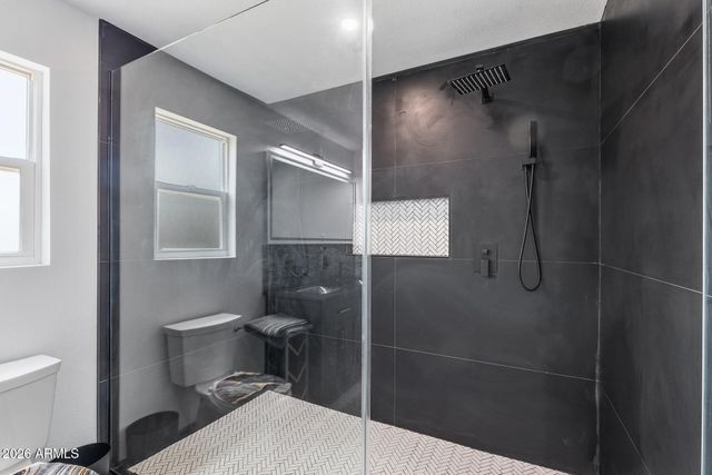 3915 E HILLERY Drive, Phoenix, AZ 85032