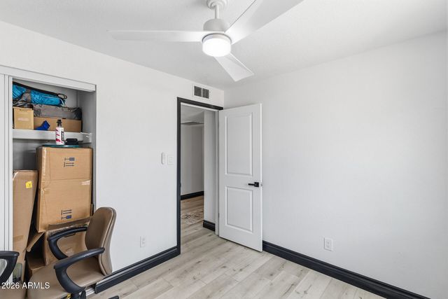 3915 E HILLERY Drive, Phoenix, AZ 85032