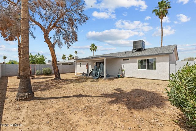 3915 E HILLERY Drive, Phoenix, AZ 85032