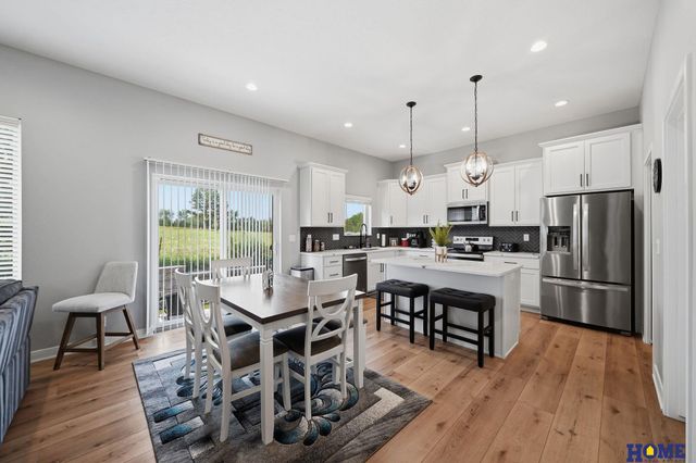 6843 Weigel Bay, Lincoln, NE 68516