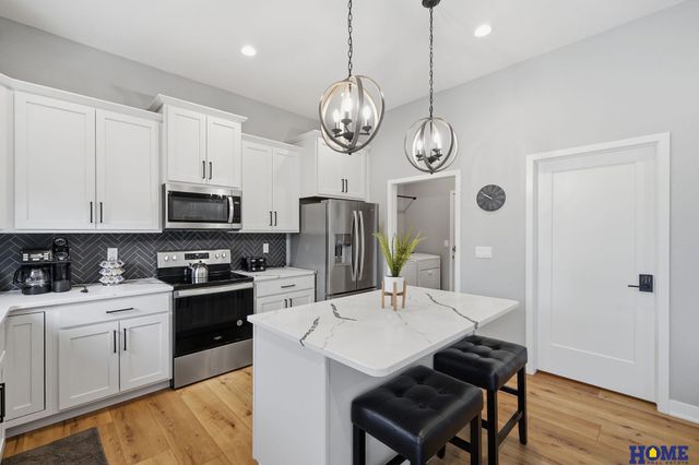 6843 Weigel Bay, Lincoln, NE 68516