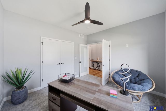 6843 Weigel Bay, Lincoln, NE 68516