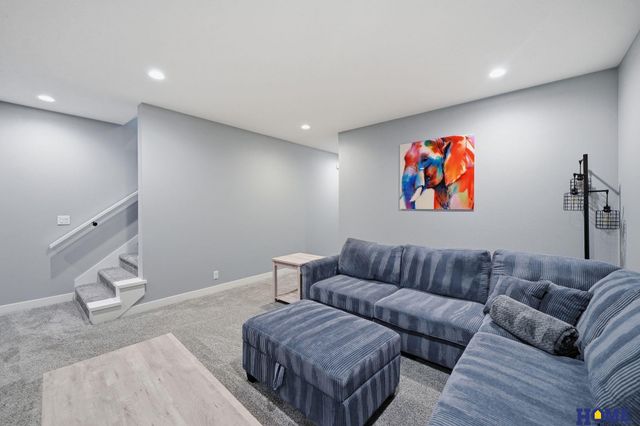 6843 Weigel Bay, Lincoln, NE 68516