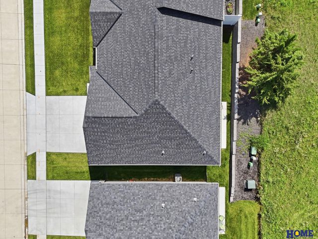 6843 Weigel Bay, Lincoln, NE 68516