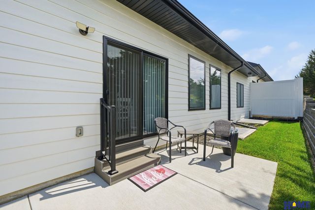 6843 Weigel Bay, Lincoln, NE 68516