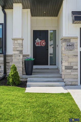 6843 Weigel Bay, Lincoln, NE 68516