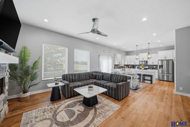 6843 Weigel Bay, Lincoln, NE 68516