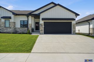 6843 Weigel Bay, Lincoln, NE 68516