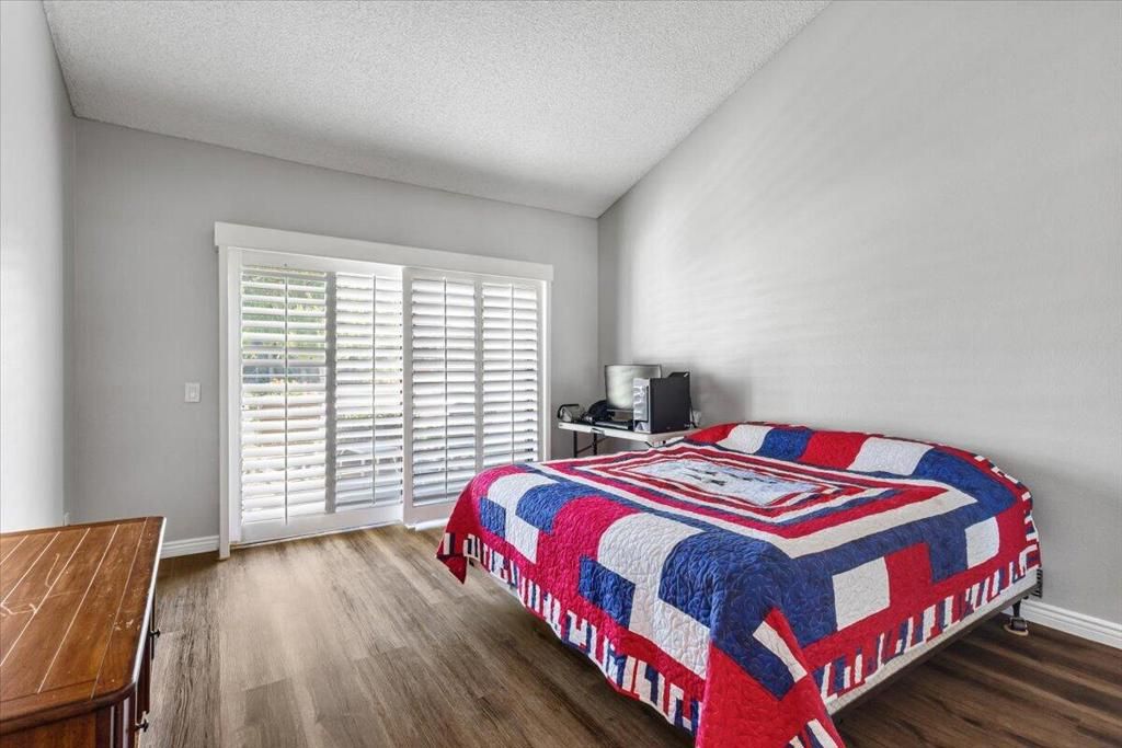 Image 14 of property listing at 77009 Preston Trail, Palm Desert, CA 92211