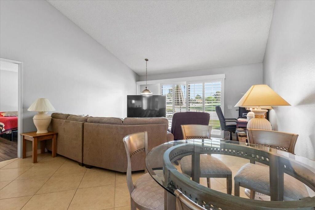 Image 8 of property listing at 77009 Preston Trail, Palm Desert, CA 92211