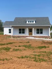 167 Fremont Rd, Doyle, TN 38559