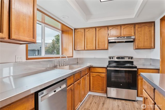 2421 Hickory Avenue, Longview, WA 98632