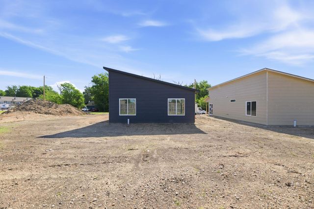 1333 N Holyoke, Wichita, KS 67208