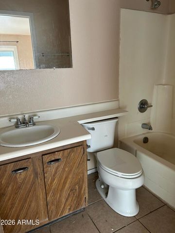 1808 N 32ND Street 116, Phoenix, AZ 85008