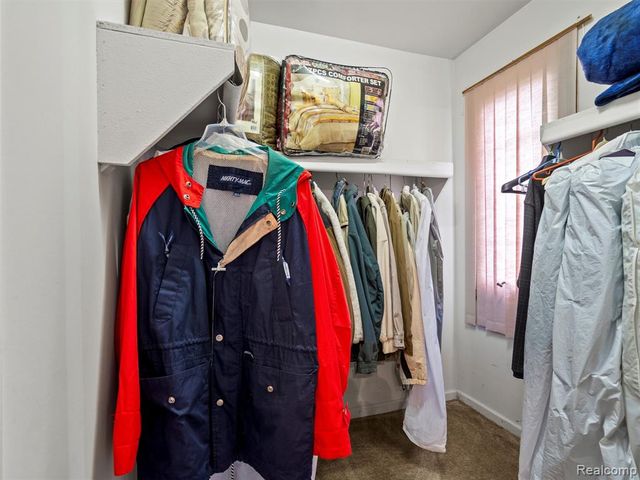 46386 Jackson Drive, Macomb, MI 48044