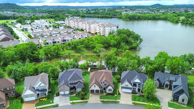 2024 Albatross Way, Gallatin, TN 37066