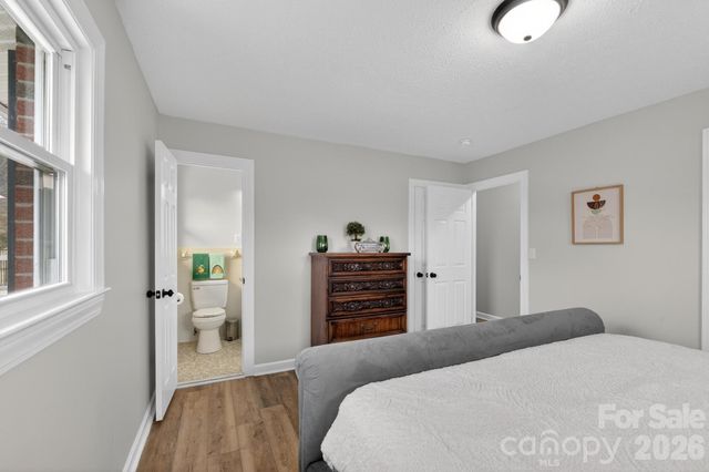 1037 Prestwood Drive SE, Lenoir, NC 28645