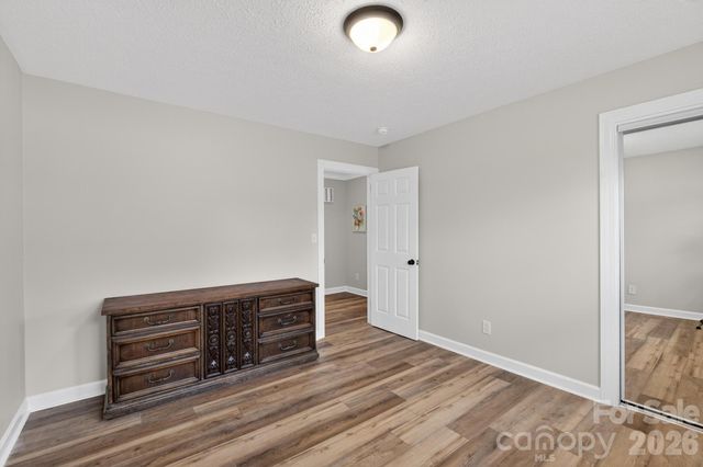 1037 Prestwood Drive SE, Lenoir, NC 28645