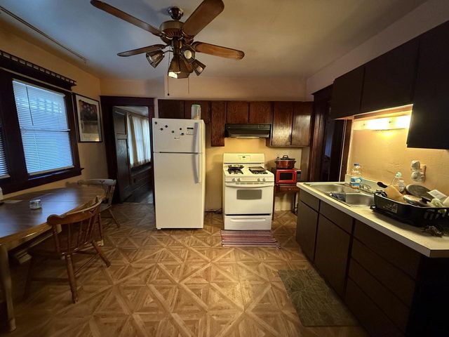 3840 N 18th STREET, Milwaukee, WI 53206