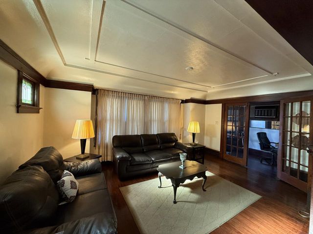 3840 N 18th STREET, Milwaukee, WI 53206