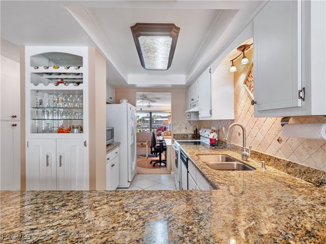 4218 SE 20th PL D5, Cape Coral, FL 33904