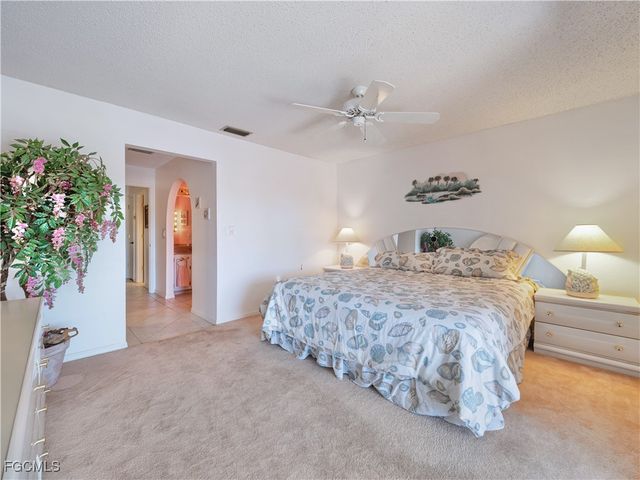 4218 SE 20th PL D5, Cape Coral, FL 33904