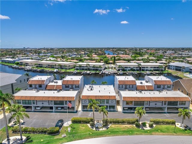 4218 SE 20th PL D5, Cape Coral, FL 33904