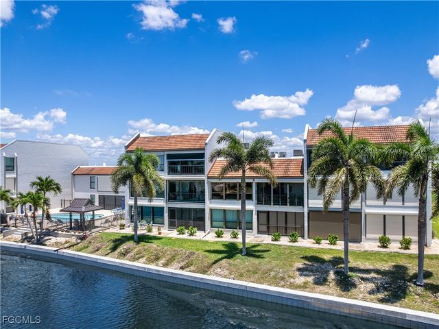 4218 SE 20th PL D5, Cape Coral, FL 33904