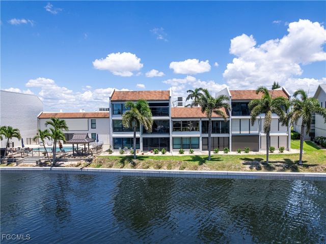 4218 SE 20th PL D5, Cape Coral, FL 33904