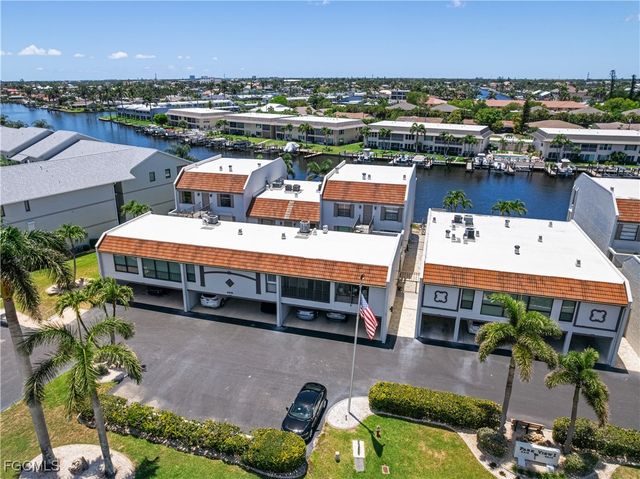 4218 SE 20th PL D5, Cape Coral, FL 33904