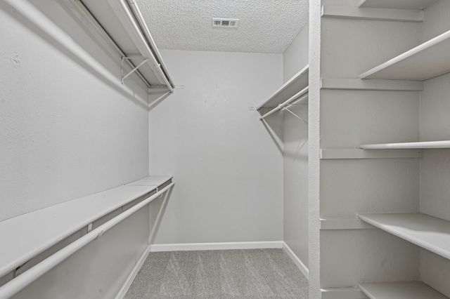 3704 Fort Hunt Drive, Arlington, TX 76016