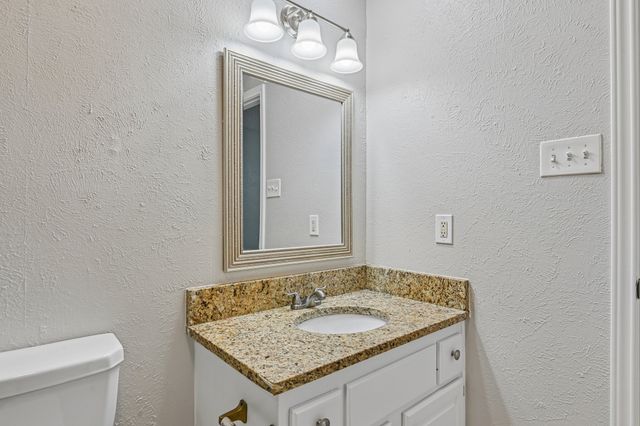 3704 Fort Hunt Drive, Arlington, TX 76016