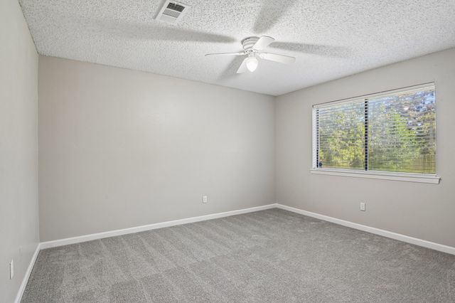 3704 Fort Hunt Drive, Arlington, TX 76016