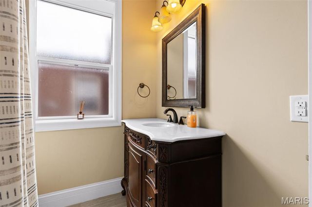4623 Shenandoah Avenue 1B, St Louis, MO 63110