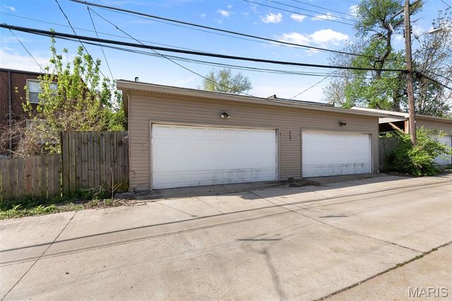 4623 Shenandoah Avenue 1B, St Louis, MO 63110
