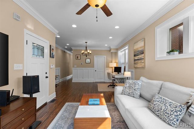 4623 Shenandoah Avenue 1B, St Louis, MO 63110