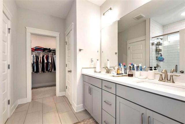 6968 Manchester Drive, Flowery Branch, GA 30542