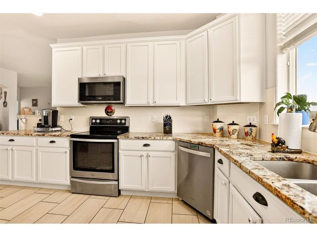 56788 E 22nd Pl, Strasburg, CO 80136