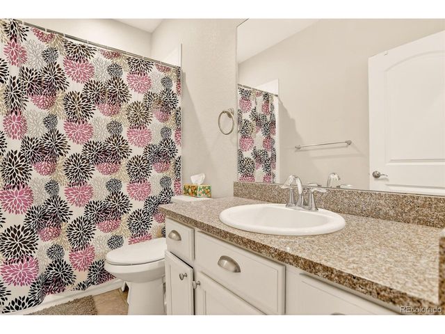 56788 E 22nd Pl, Strasburg, CO 80136