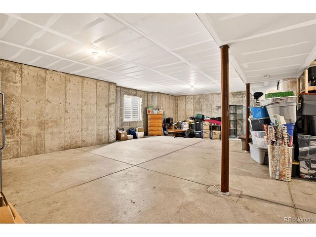 56788 E 22nd Pl, Strasburg, CO 80136