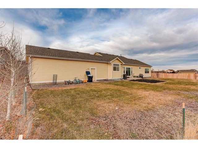 56788 E 22nd Pl, Strasburg, CO 80136