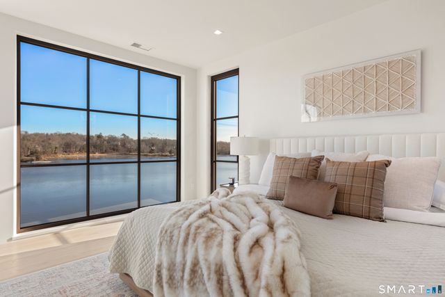 79 Riverside Avenue, Westport, CT 06880