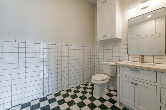 811 Stuart Street C, Houston, TX 77006