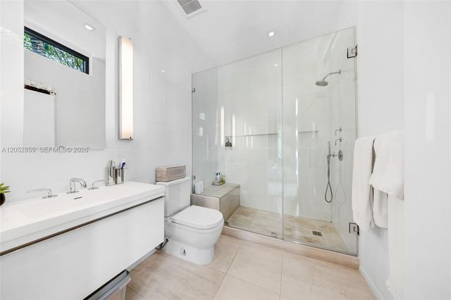 4515 N Michigan Avenue, Miami Beach, FL 33140
