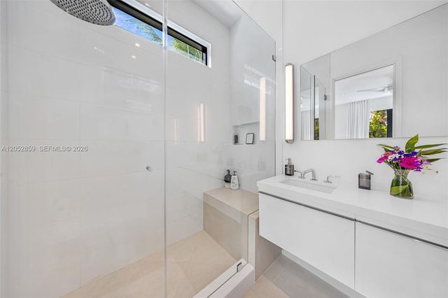 4515 N Michigan Avenue, Miami Beach, FL 33140