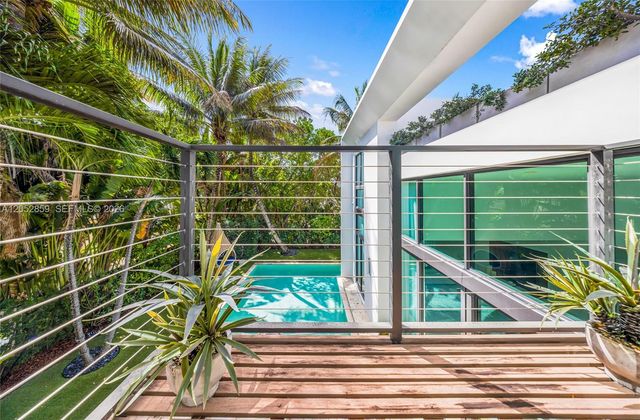 4515 N Michigan Avenue, Miami Beach, FL 33140