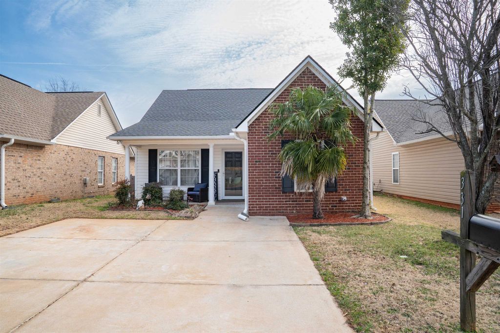 331 S Ivestor Court, Spartanburg, SC 29349