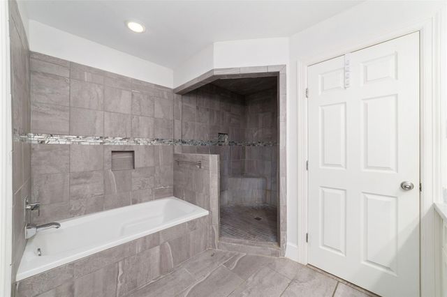 7655 S Braeswood Boulevard 44, Houston, TX 77071