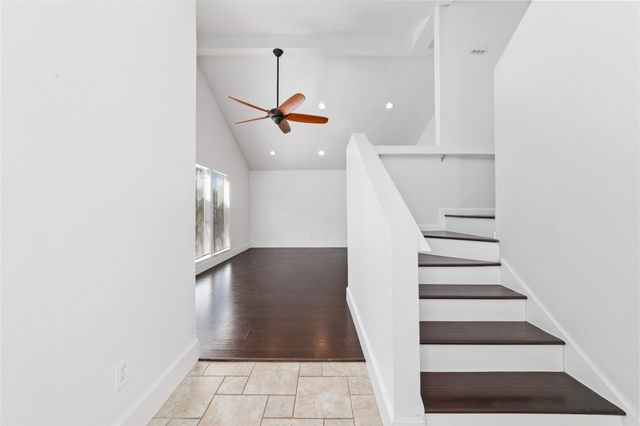 7655 S Braeswood Boulevard 44, Houston, TX 77071